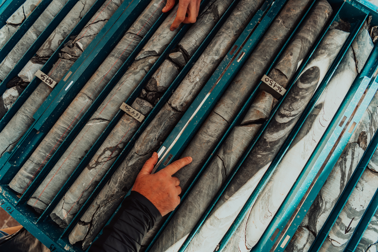 Cómo analizar los testigos de perforación